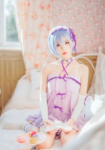 欧美美女搞基网站_超清日韩免费观看