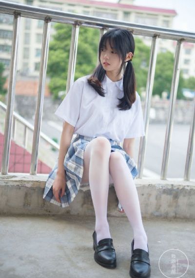 久久亚洲一区二区精品_DVD完整在线观看