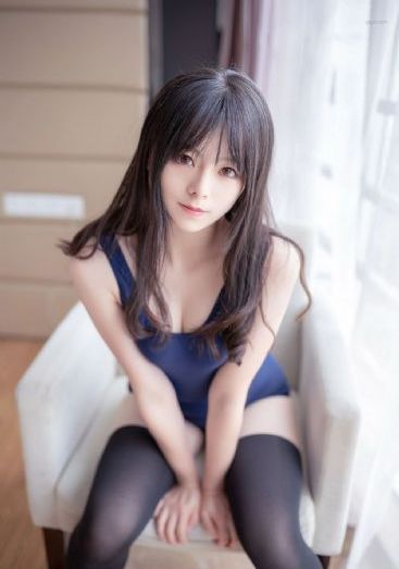 欧美美女背影头像唯美_成长在线视频免费观看